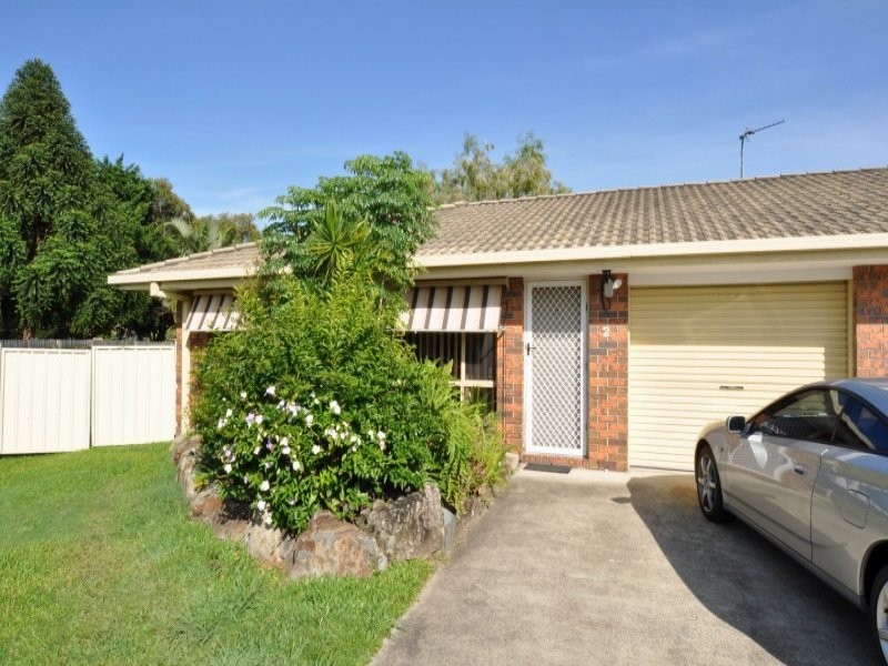 2/23 Coventry Court, Labrador QLD 4215