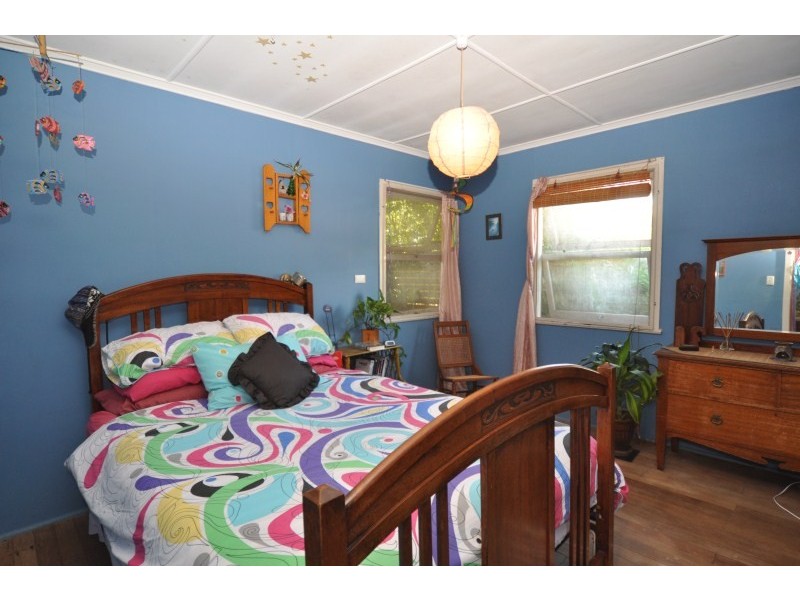 37 Reynolds Avenue, Labrador QLD 4215