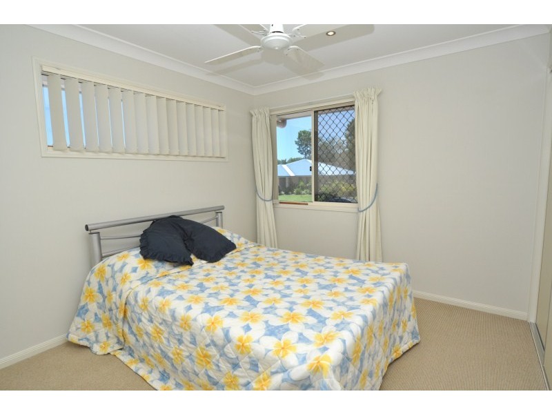 2/32 Buchanan Circuit, Oxenford QLD 4210