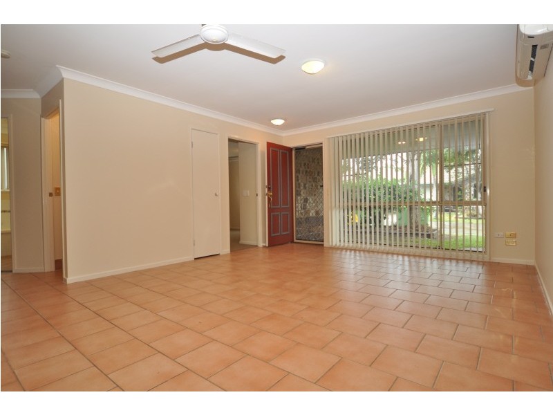 8/167 Central Street, Labrador QLD 4215