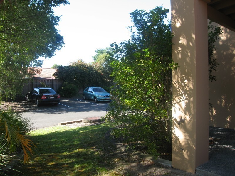 8/156 Greenacre Drive, Arundel QLD 4214