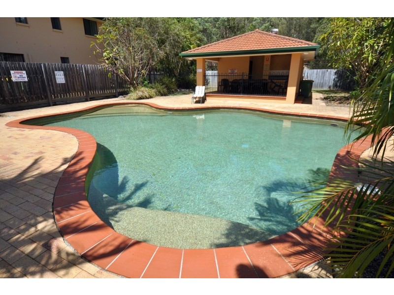 8/156 Greenacre Drive, Arundel QLD 4214