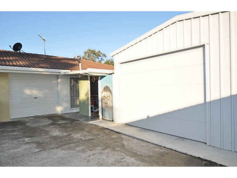 2/76 Botanical Drive, Labrador QLD 4215