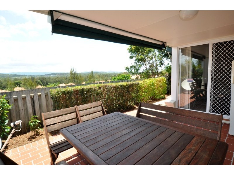 27 Marble Arch Place, Arundel QLD 4214