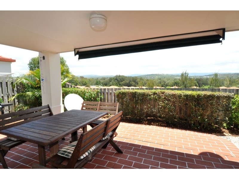 27 Marble Arch Place, Arundel QLD 4214