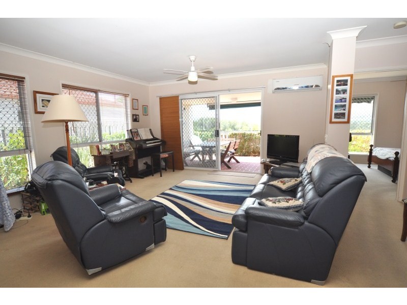27 Marble Arch Place, Arundel QLD 4214