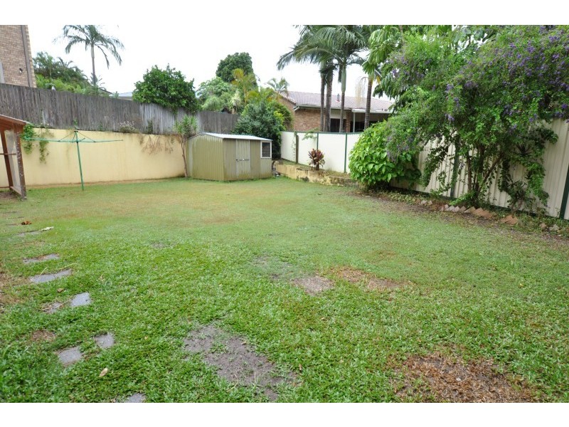 13 Essendon Close, Arundel QLD 4214