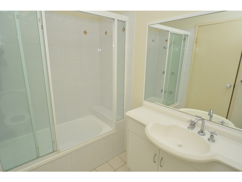 10/183 Government Road, Labrador QLD 4215