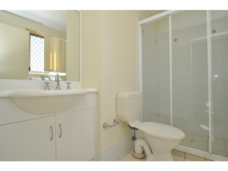 10/183 Government Road, Labrador QLD 4215