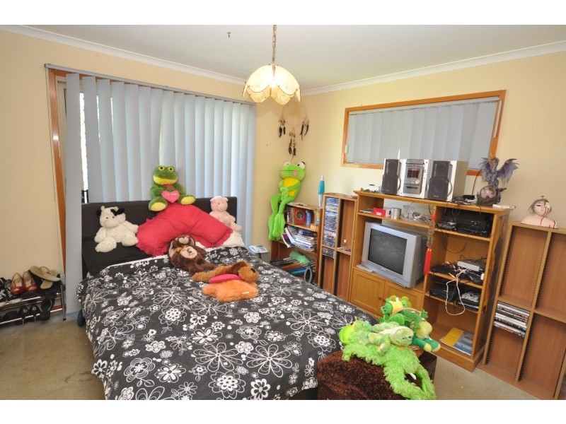 4 Gosford Court, Helensvale QLD 4212