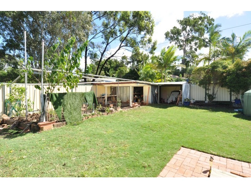 4 Gosford Court, Helensvale QLD 4212