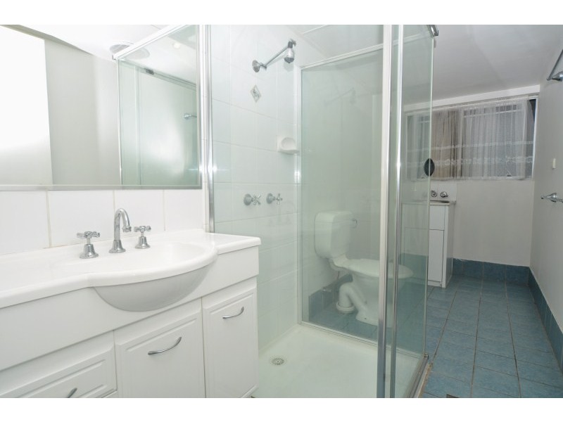 2/516 Marine Parade, Biggera Waters QLD 4216