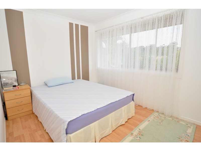 19/81 Olsen Avenue, Labrador QLD 4215