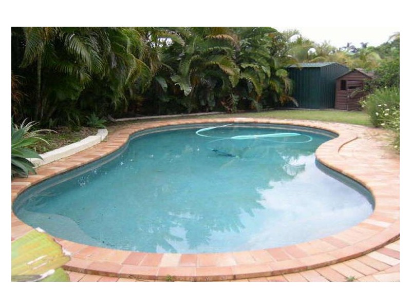 3 Range Court, Arundel QLD 4214