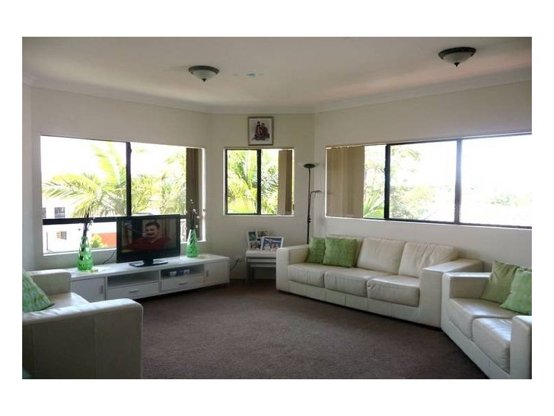 5/2 Madang Crescent, Runaway Bay QLD 4216