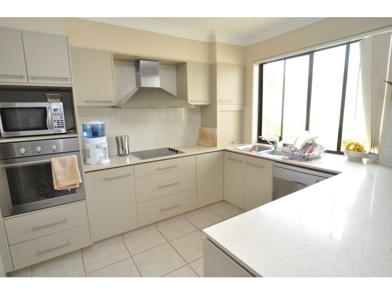 368 Pine Ridge Road, Coombabah QLD 4216