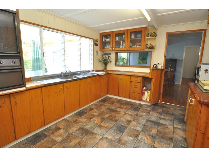 17 Harris Street, Labrador QLD 4215