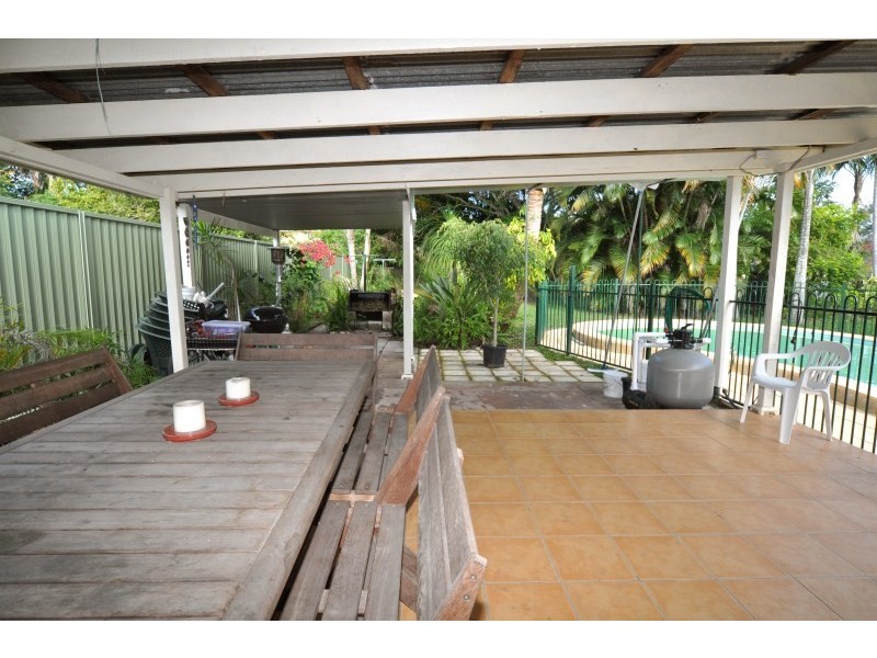 17 Harris Street, Labrador QLD 4215