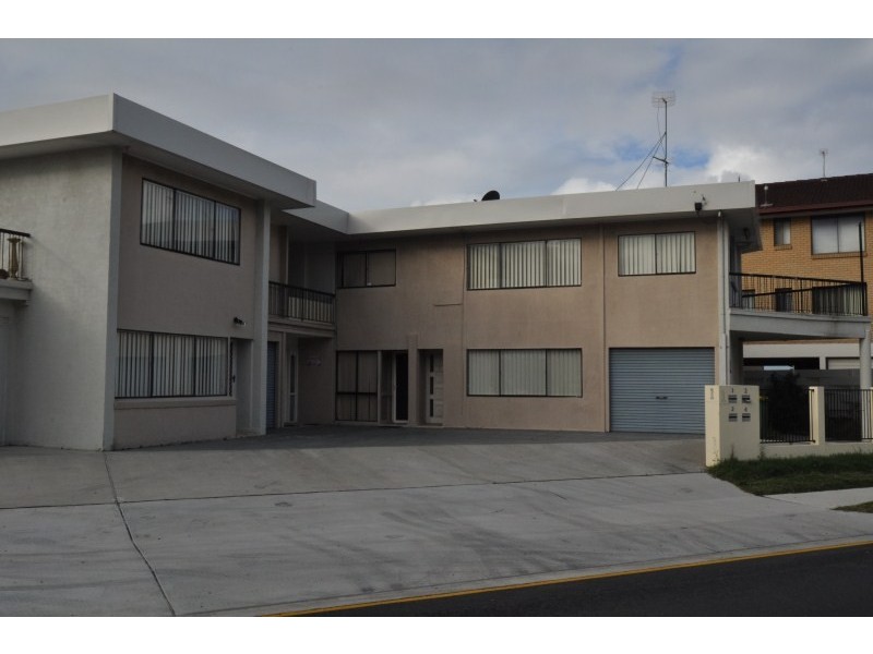 2/1 Brighton Street, Biggera Waters QLD 4216