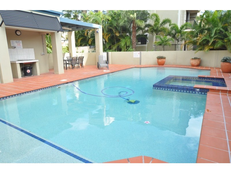 15/38 Labrador Street, Labrador QLD 4215