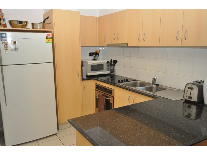 15/38 Labrador Street, Labrador QLD 4215