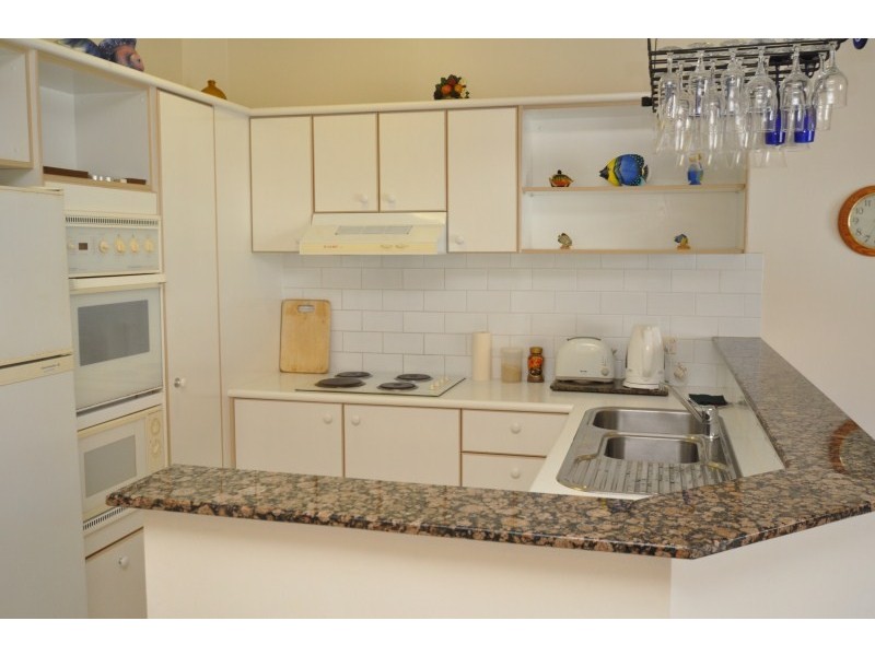 15C/522 Marine Parade, Biggera Waters QLD 4216