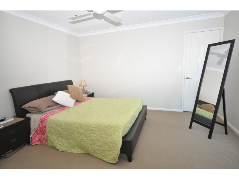 2/33 Buchanan Circuit, Oxenford QLD 4210