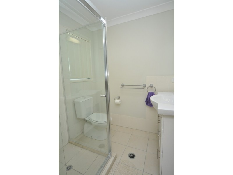 2/32 Buchanan Circuit, Oxenford QLD 4210