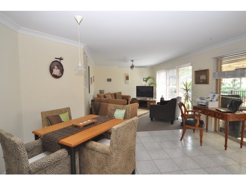 35 Jack Nicklaus Way, Parkwood QLD 4214