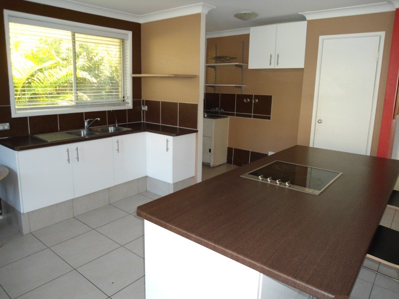 7 Kylie Street, Arundel QLD 4214