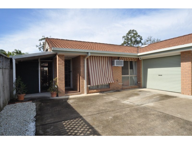 2/3 Coventry Court, Labrador QLD 4215