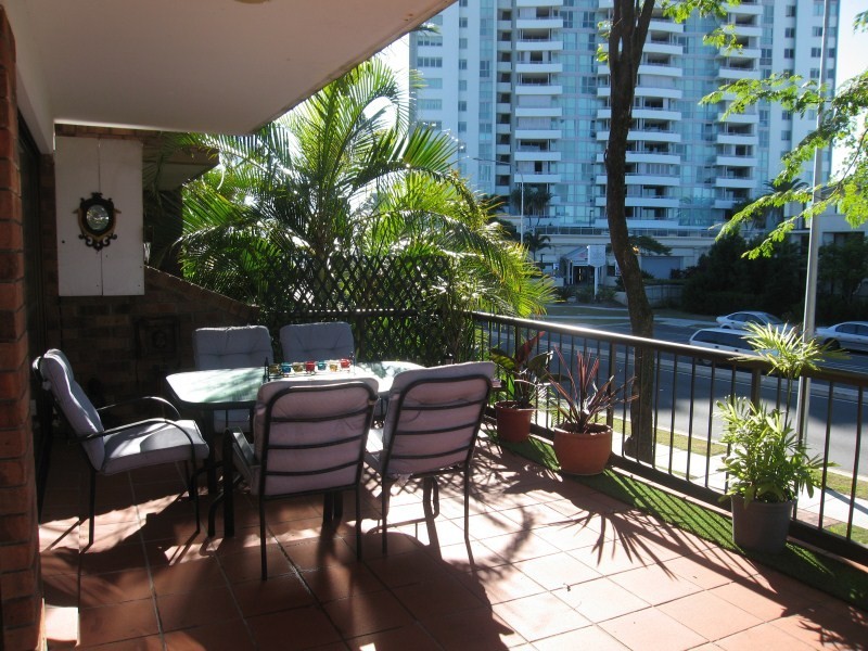 23-162 Frank Street, Labrador QLD 4215