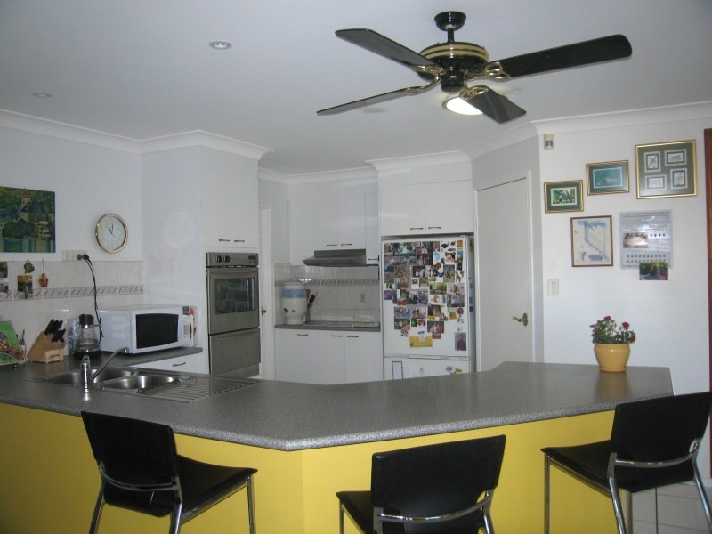 2 Rebbechi Court, Parkwood QLD 4214