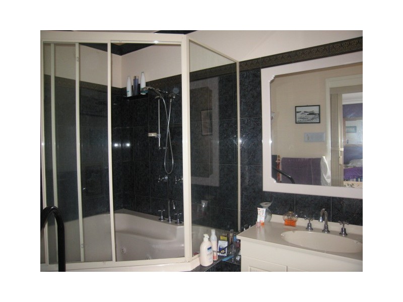 2 Rebbechi Court, Parkwood QLD 4214