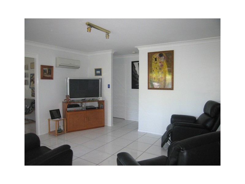2 Rebbechi Court, Parkwood QLD 4214