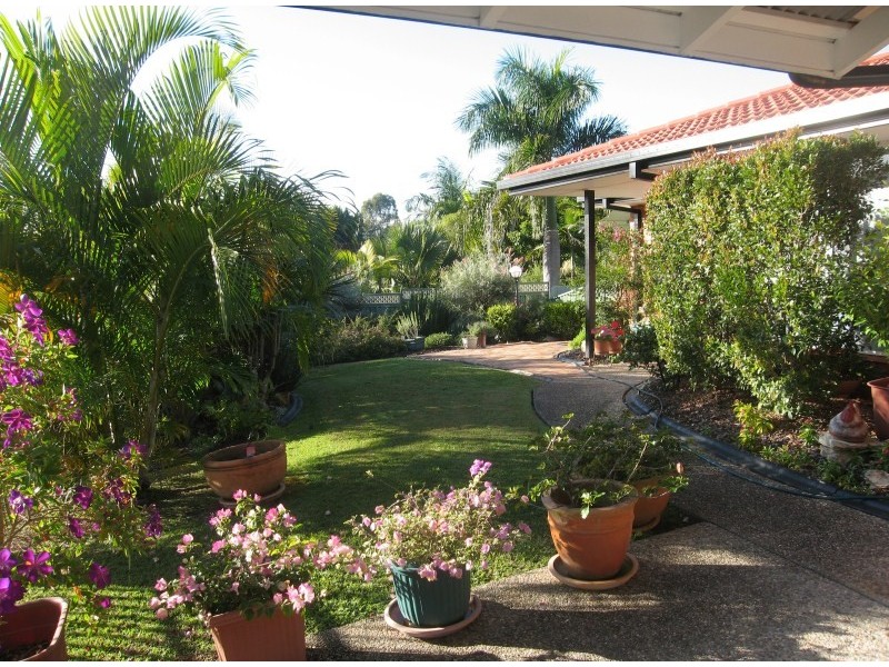 2 Rebbechi Court, Parkwood QLD 4214