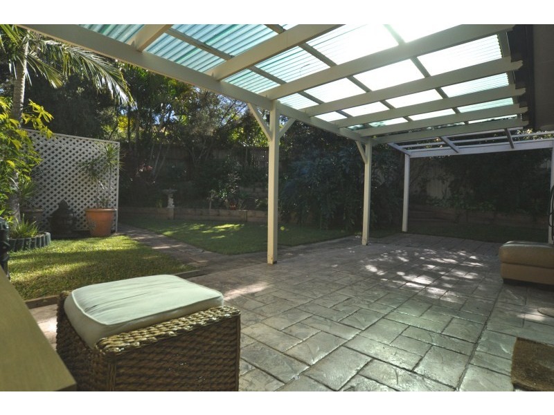 1/6 Jupiter Close, Labrador QLD 4215