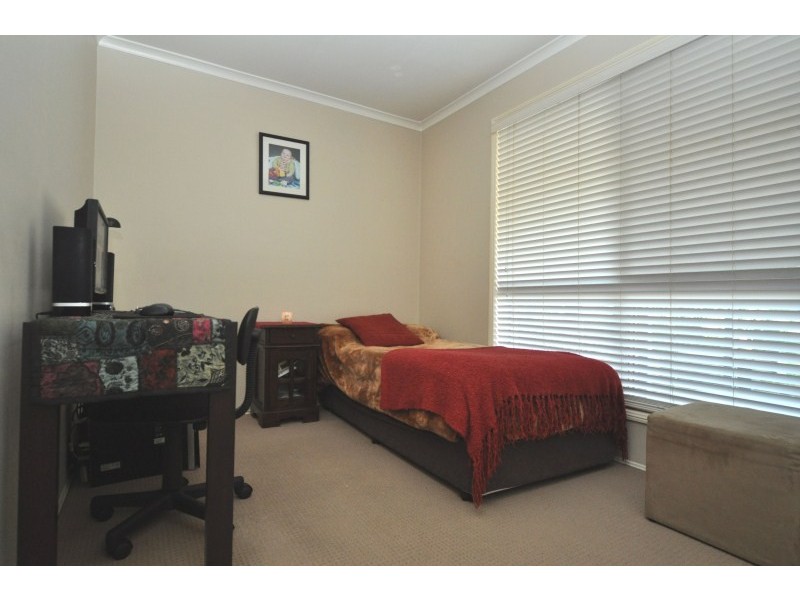 1/6 Jupiter Close, Labrador QLD 4215