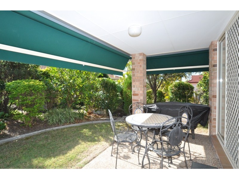 6/218 Central Street, Labrador QLD 4215