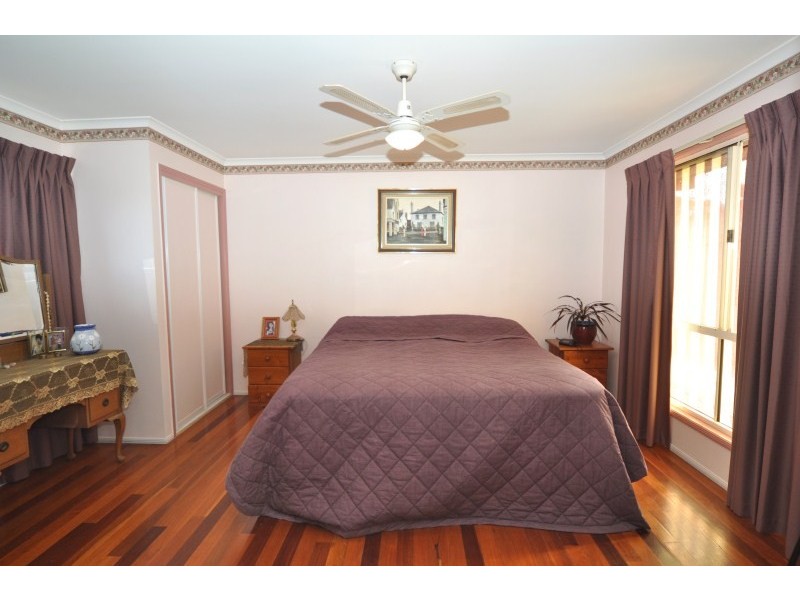 2/16 Chirn Crescent, Labrador QLD 4215