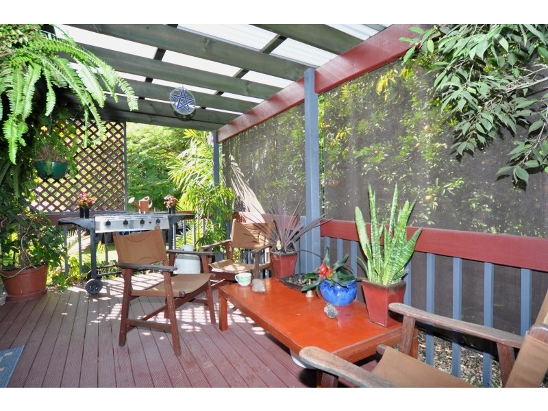 2/16 Chirn Crescent, Labrador QLD 4215