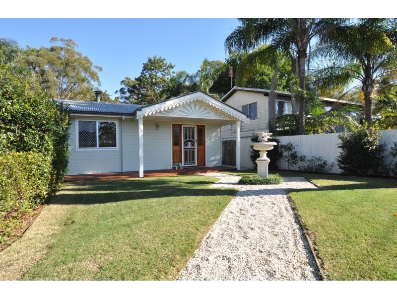 66 Usher Avenue, Labrador QLD 4215