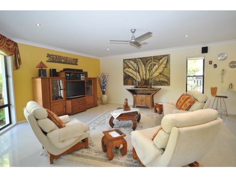 17 Rainbow Circuit, Coomera Waters QLD 4209
