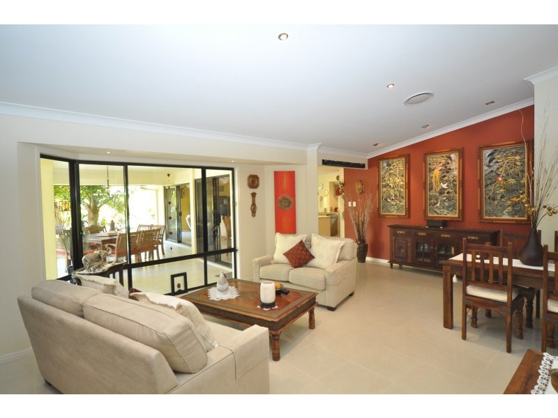 17 Rainbow Circuit, Coomera Waters QLD 4209
