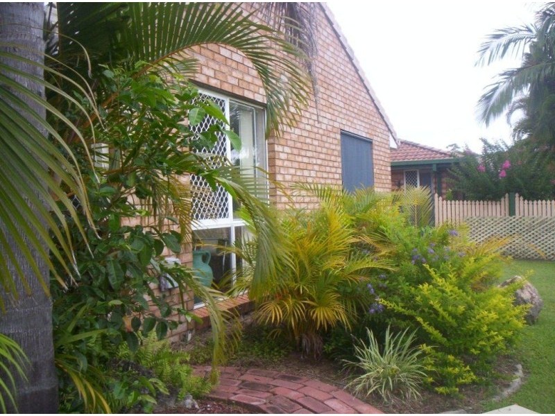 Labrador QLD 4215