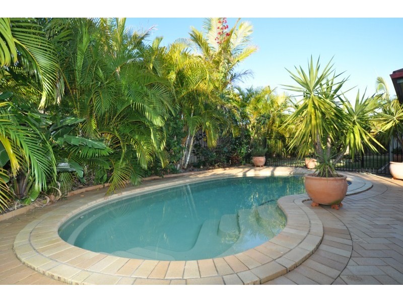 23 Eastbank Terrace, Monterey Keys QLD 4212