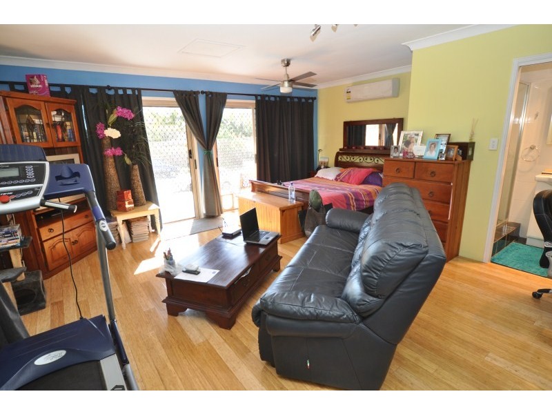 52 Greenacre Drive, Parkwood QLD 4214