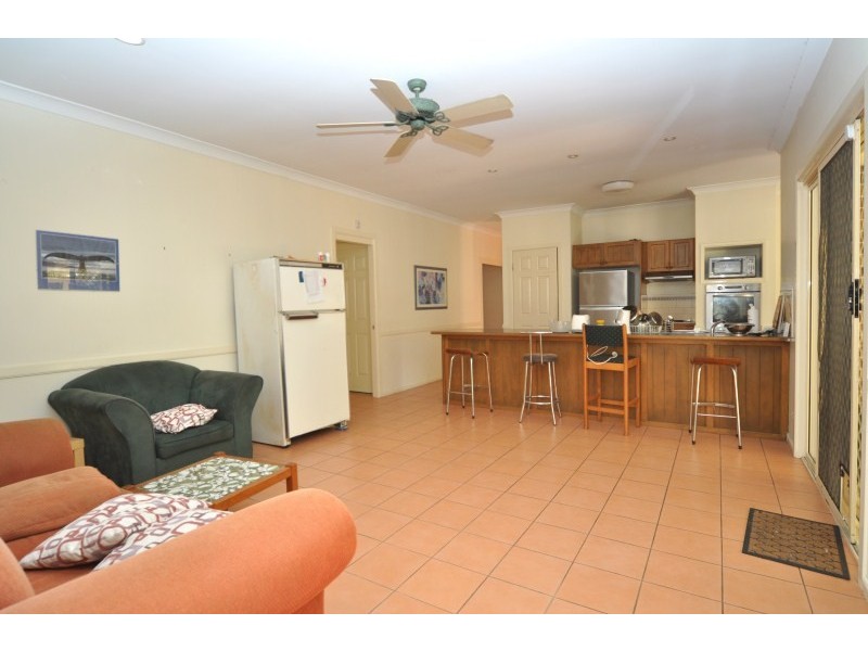 81 Henry Cotton Drive, Parkwood QLD 4214