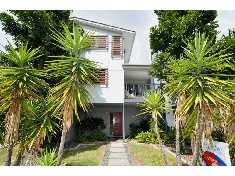 7/29 Proud Street, Labrador QLD 4215