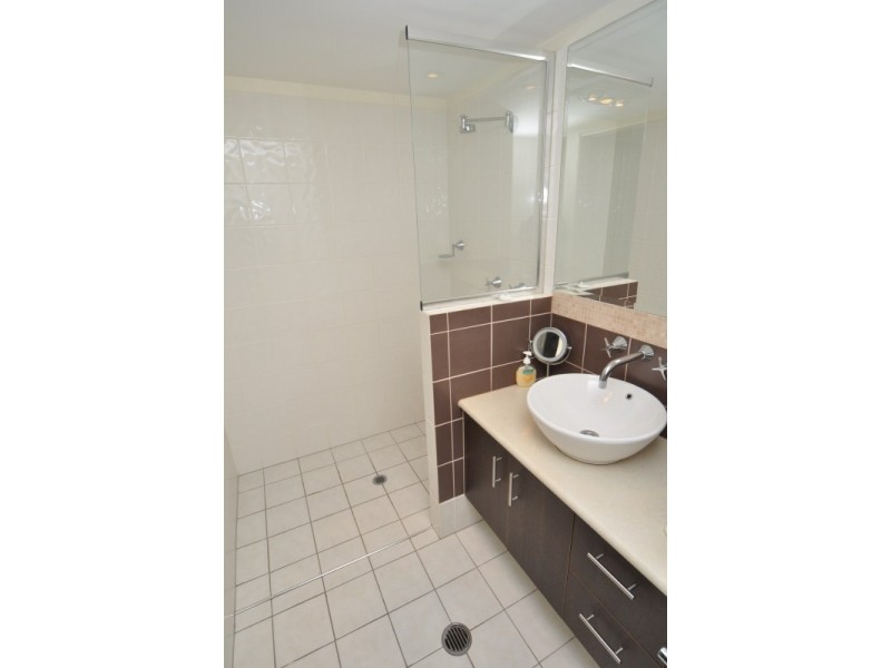 7/29 Proud Street, Labrador QLD 4215